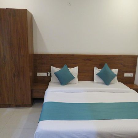 Hotel Namami Tapovan Рішикеш Екстер'єр фото